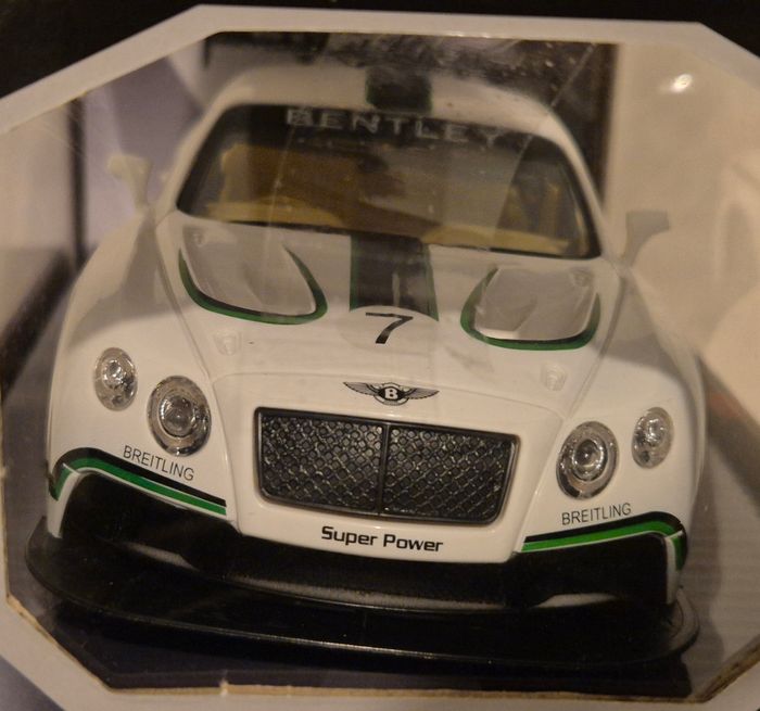 Voiture radiocommandée Bentley GT3 continental 1:24 - photo numéro 6