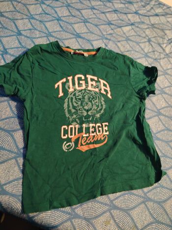 Tee shirt