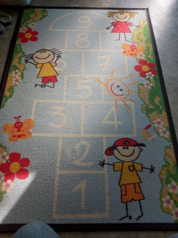 Tapis chzmbre enfant