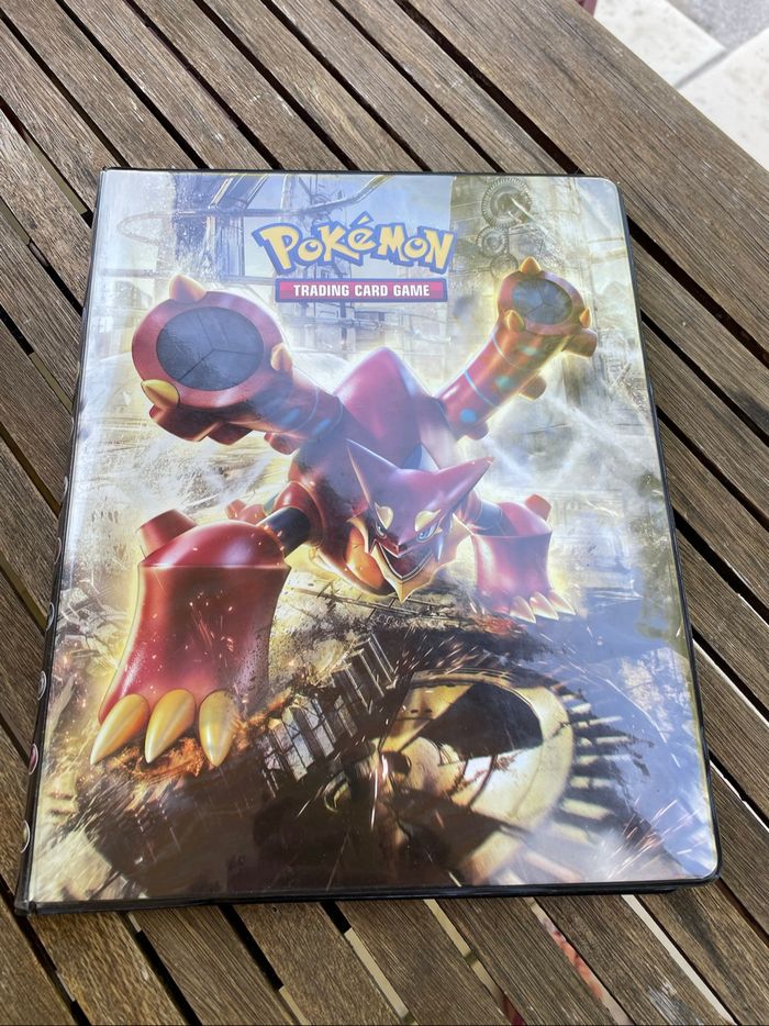 Album de cartes Pokémon complet