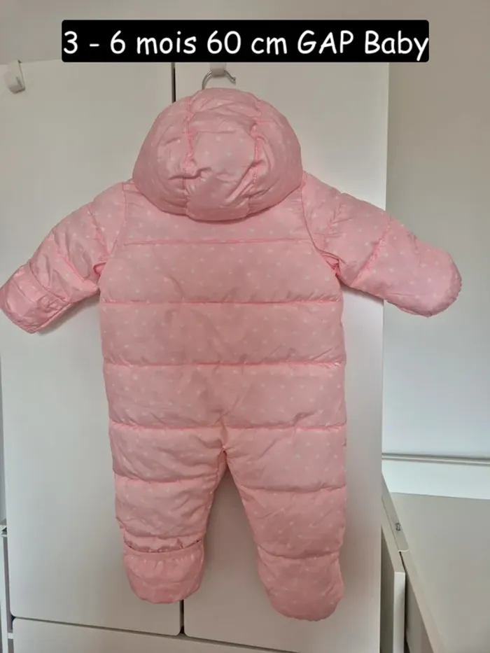 Combi pilote bébé 60 cm 3- 6 mois
GAP baby rose petit ourson - photo numéro 12