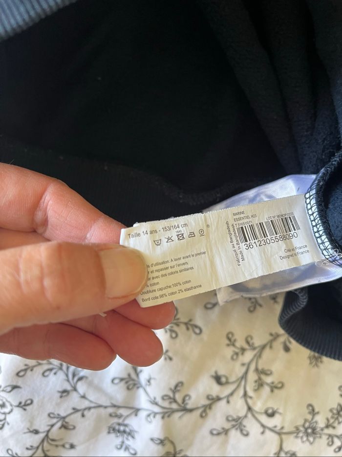 Lot de pulls bleu marine taille 12/14 ans - photo numéro 8