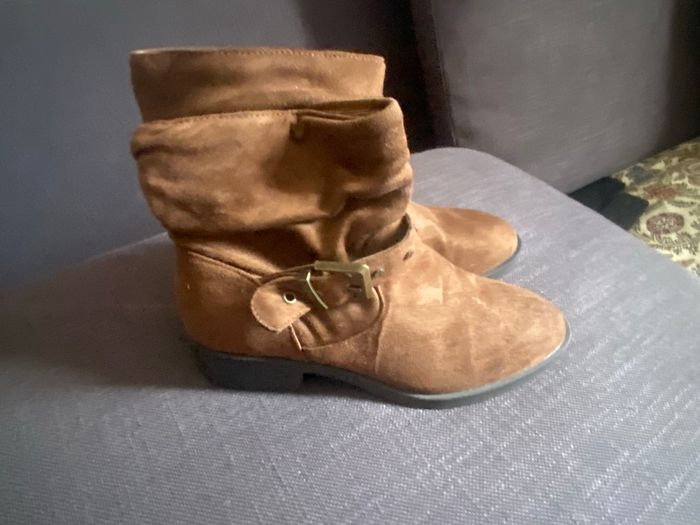 Bottines en daim marron