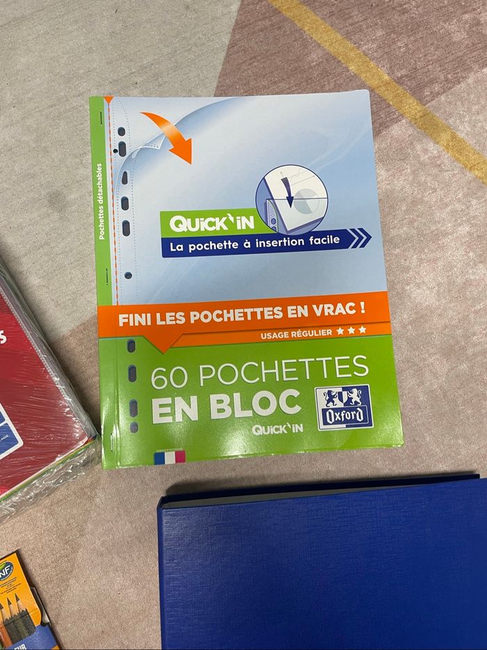 Lot de fournitures scolaires - photo numéro 2