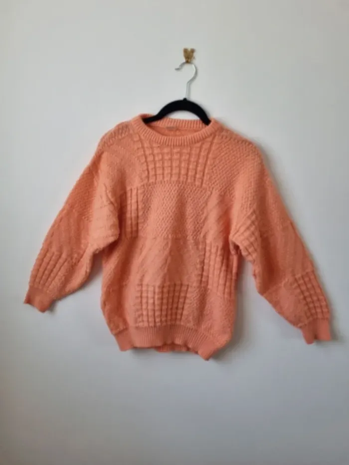 Pull over tricoté rose saumon vintage - photo numéro 4