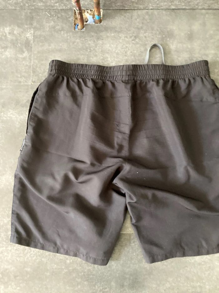 short energetics XL - photo numéro 3