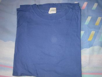 tee shirt Décathlon taille 14 ans