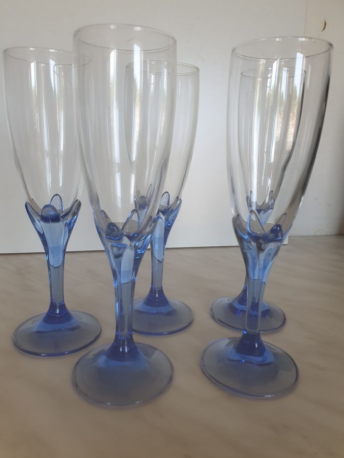 5 flûtes à Champagne - photo numéro 2