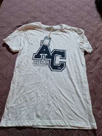 Tee-shirt American College neuf