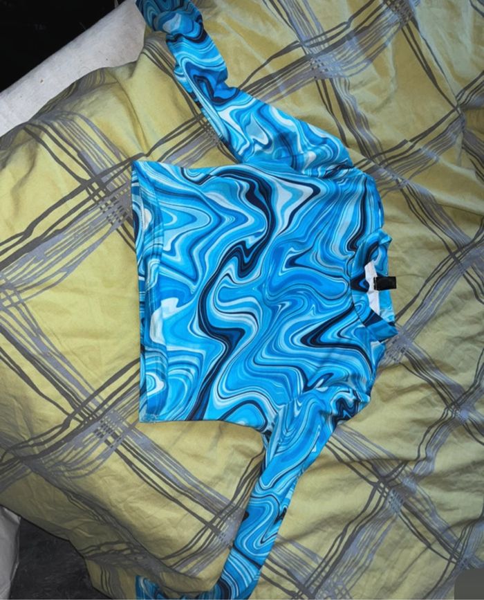 Pull bleu - photo numéro 2