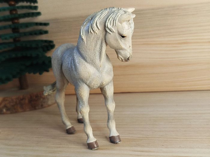 PAPO jument grise Figurine animal équidé
