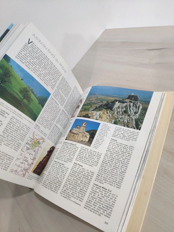 Beau livre à la découverte de la France 200 étapes 2000 sites Reader's digest - photo numéro 9