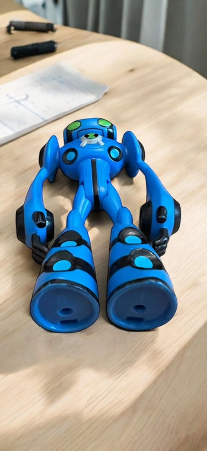 Bandai Ben 10 – Figurine articulée Ultimate Echo Echo 2010 - photo numéro 8