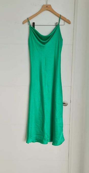 Robe satinée New collection