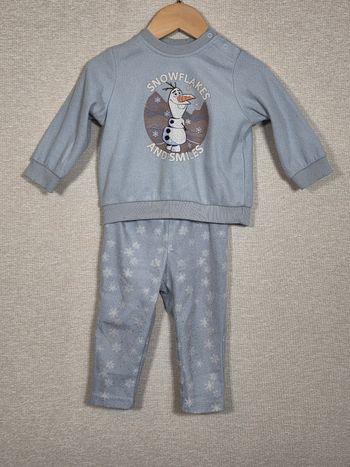 Pyjama velours  2 pièce Olaf disne/ kiabi  18 mois 77-82cm 
