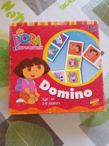 Domino Dora