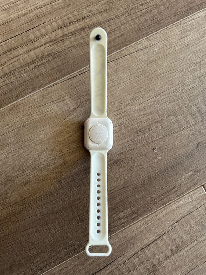 Montre numérique Hello Kitty - photo numéro 4