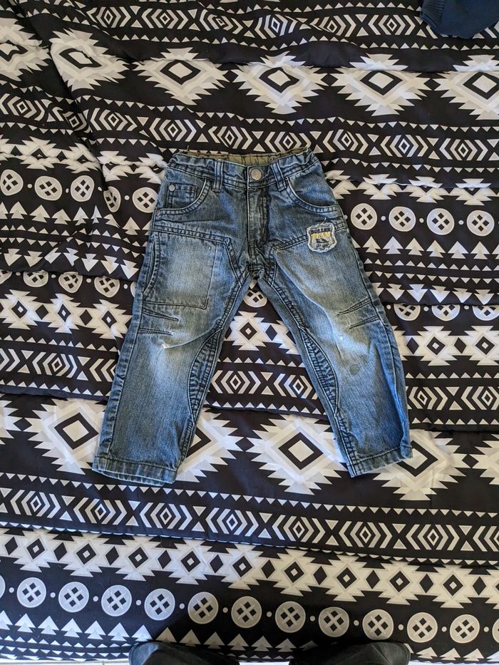 Lot pantalon 24mois - photo numéro 2