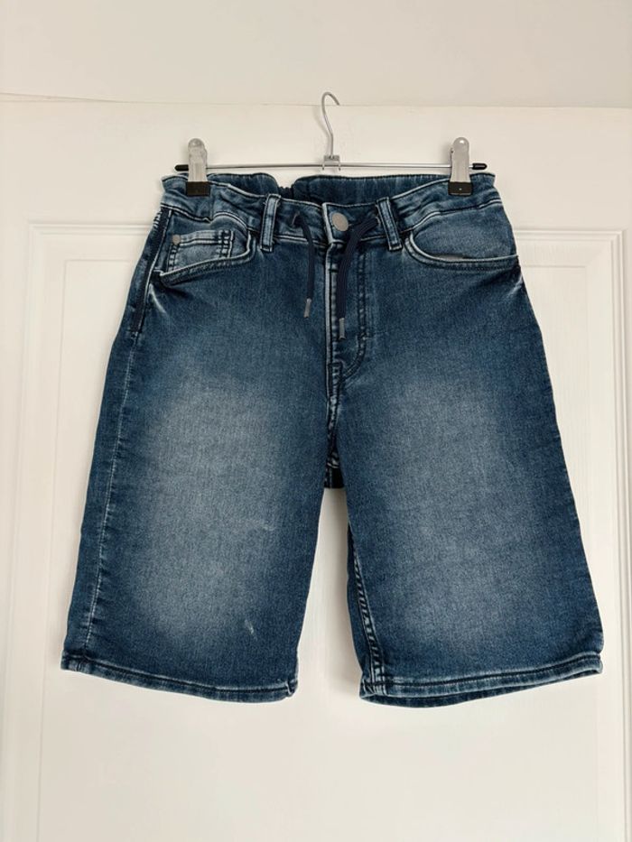 Lot 2 shorts garçon 12 ans très bon état C&A💙 - photo numéro 2