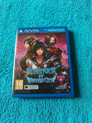 PsVita Stranger of sword city sous blister