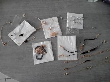 Lot de bijoux fantaisies neufs