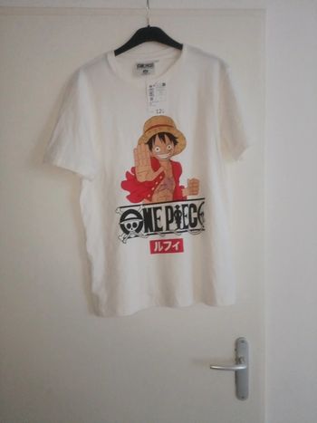 Tee shirt one piece neuf étiqueté