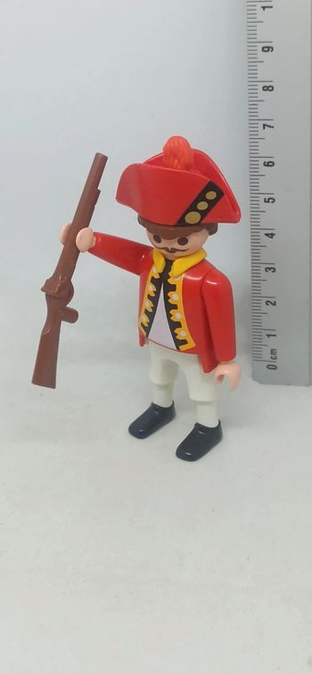 Garde soldat anglais avec arme playmobil