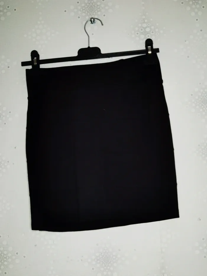 D4509 - jupe femme taille 34
