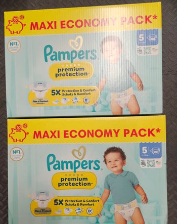 2 cartons de couches pampers premium taille 5