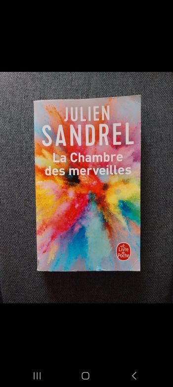 Livre " la chambre des merveilles"