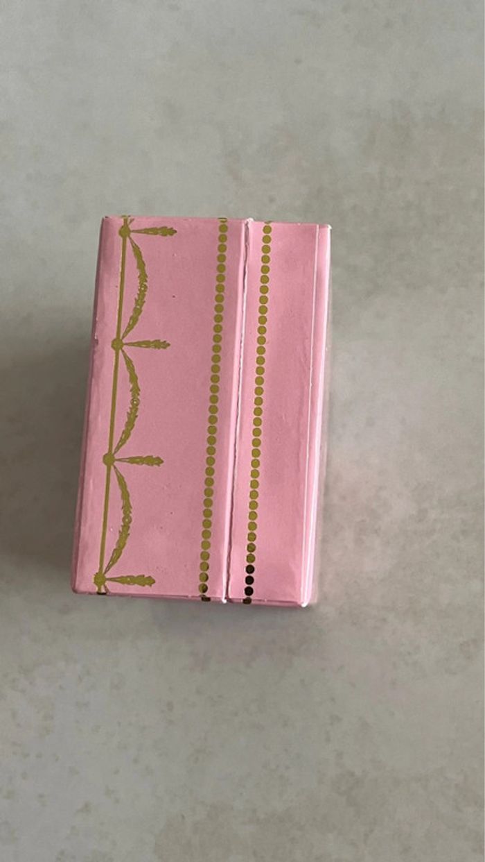 Too Faced Diamond Light Multi-Use Highlighter - photo numéro 5