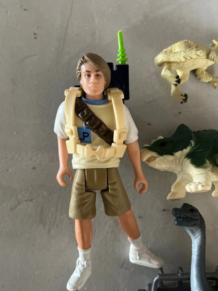 Jurassic park figurine et accessoires - photo numéro 2