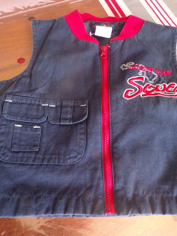 Veste sans manches 12 mois