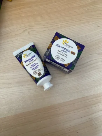 Crème visage et mains ultra riche jour au Karite Bio  et Fleurance nature Neuve