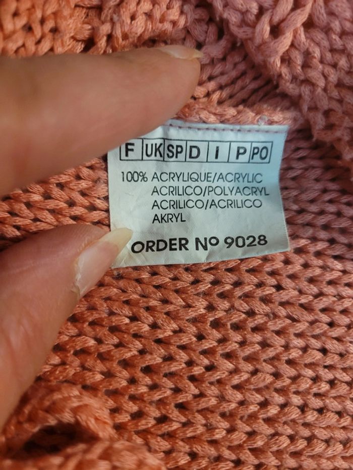 Pull col V, mailles ajourées, ventre nu, rose - photo numéro 8