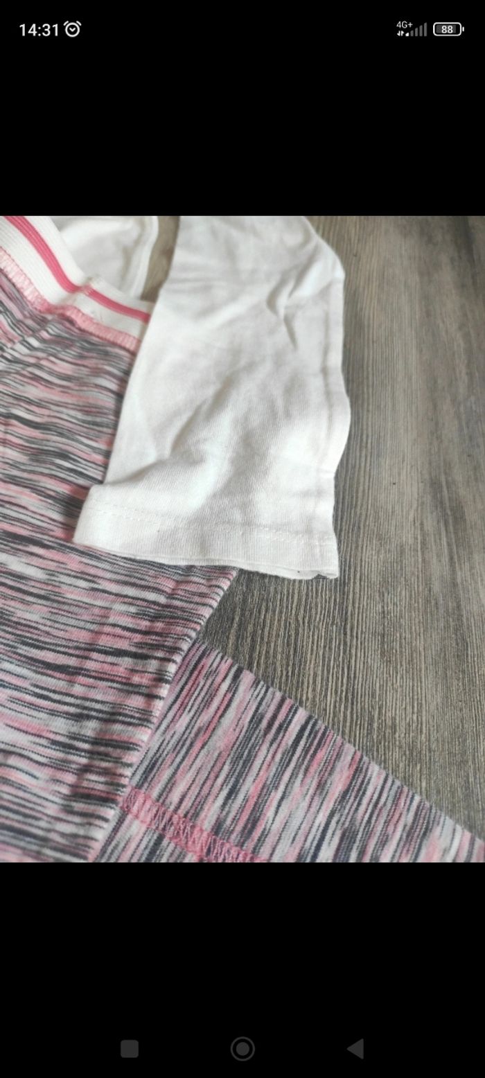 Lot vêtements fille avec legging de sport et t-shirt ou pull fin imprimé papillon - photo numéro 9