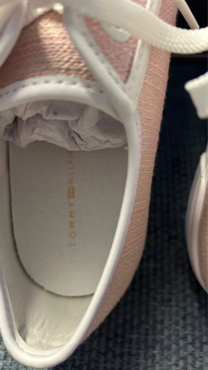 Sneakers - baskets Tommy Hilfiger neufs taille 39 - photo numéro 5