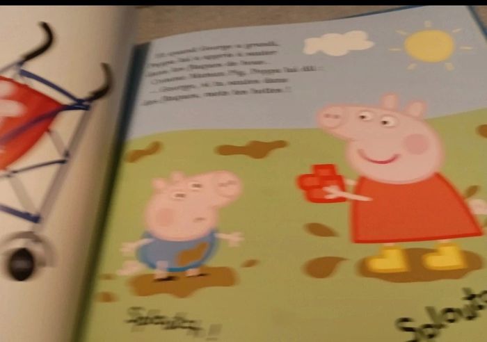 Grand livre Peppa pig l'ablum de Peppa - photo numéro 2
