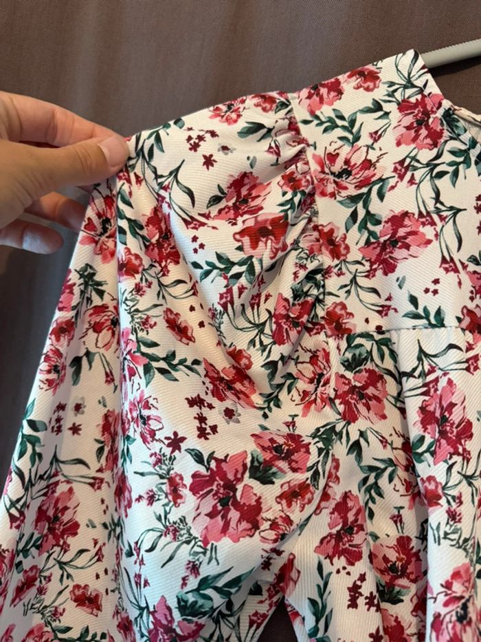 Robe fleurie - photo numéro 3