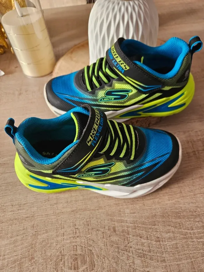 Sketchers lights