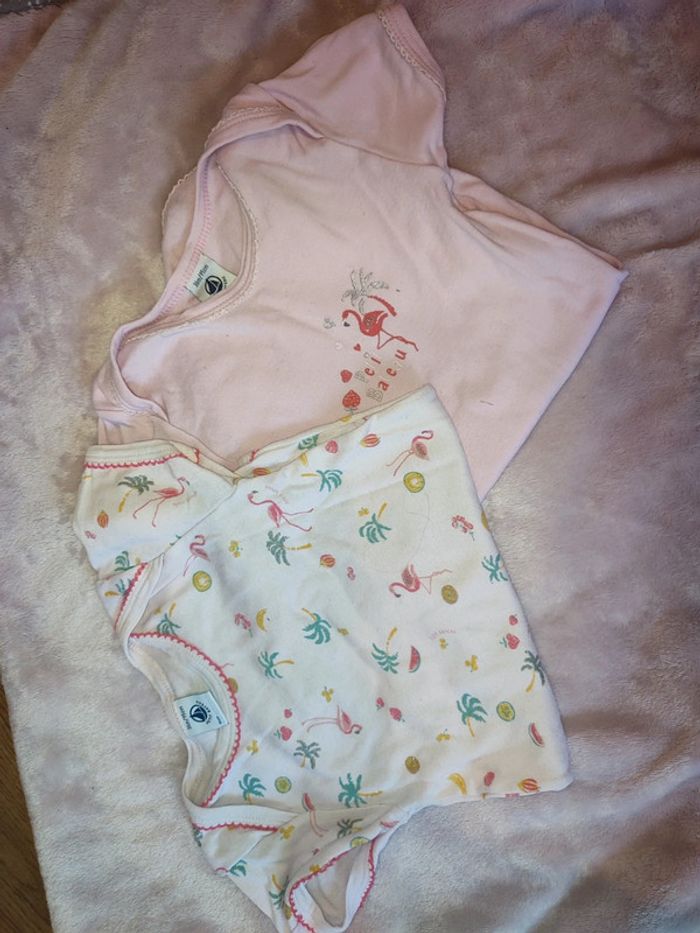 Lot 2 bodys absorba 36mois