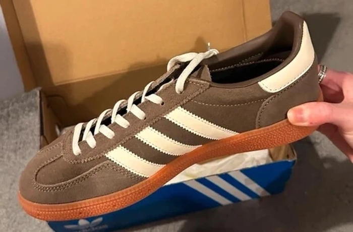 Baskets Adidas spezial  taille 42 - photo numéro 3