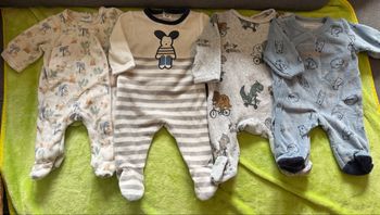 Lot de vêtements 