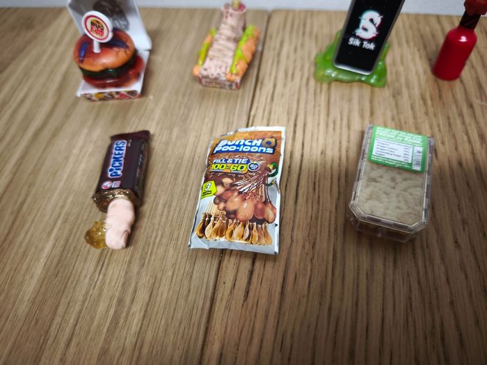 Figurines Mega Gross minis Zuru - photo numéro 2