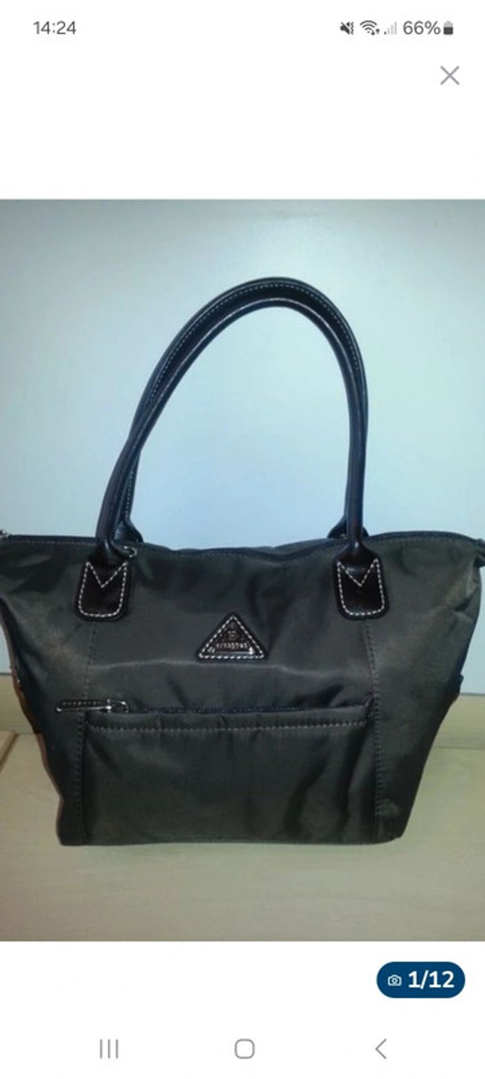 Petit sac vintage toile et
cuir Hexagona marron
excellent état - photo numéro 7