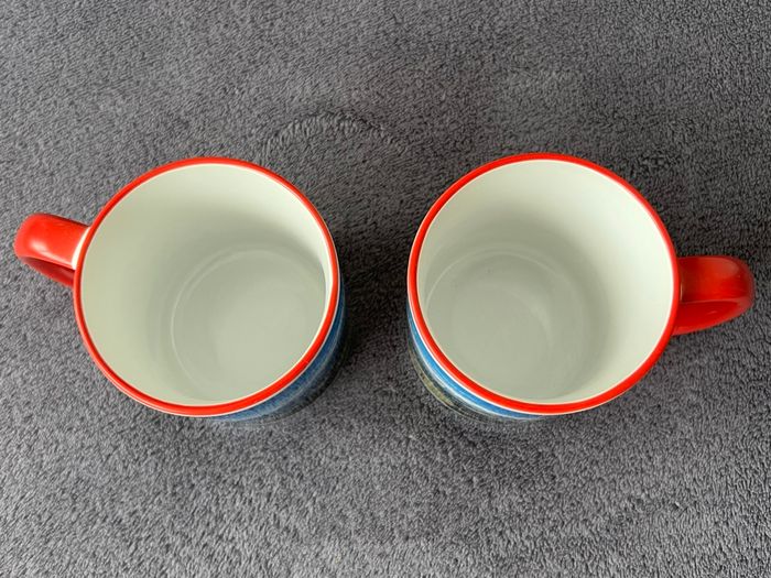 Lot de 2 tasses souvenirs de Mégève - photo numéro 2