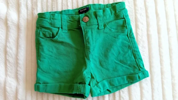 Short jean vert