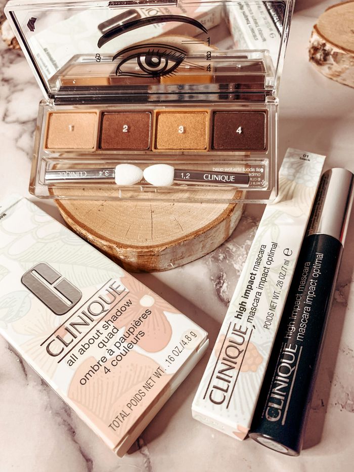 Lot mascara plus fard à paupières clinique