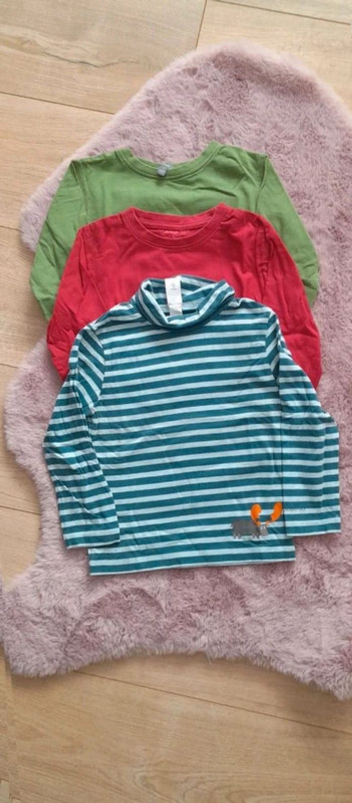 Lot de t shirt manches longues 3 ans