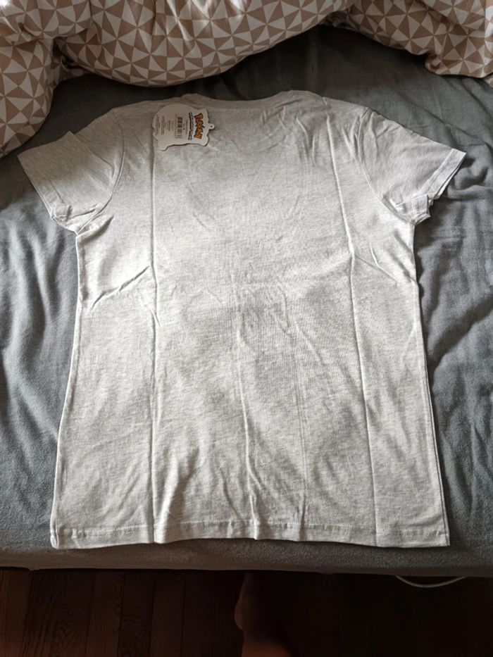 Tee-shirt Pokémon taille M neuf - photo numéro 2